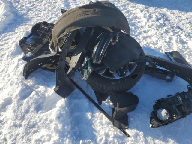 5LMCJ2C96HUL20856 - 2017 LINCOLN MKC SELECT Սև լուսանկար 13