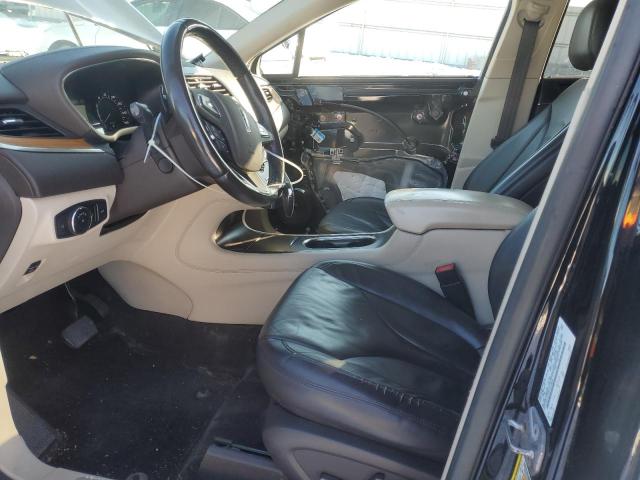 5LMCJ2C96HUL20856 - 2017 LINCOLN MKC SELECT Սև լուսանկար 7