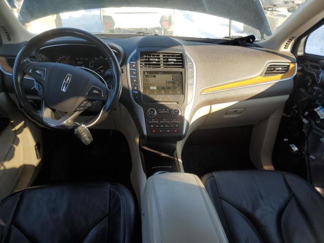 5LMCJ2C96HUL20856 - 2017 LINCOLN MKC SELECT Սև լուսանկար 8