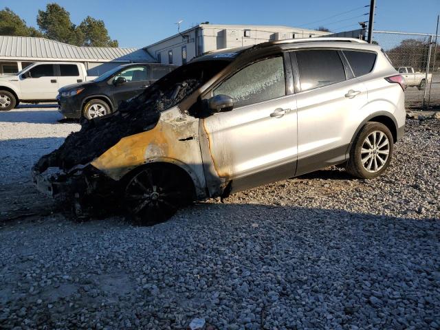 2017 FORD ESCAPE TITANIUM, null