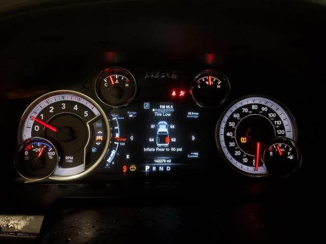 3C6UR5FL6JG400610 - 2018 RAM 2500 LARAMIE Srebrny zdjęcie 9