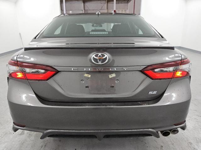 4T1G11AK1RU904734 - 2024 TOYOTA CAMRY SE NIGHT SHADE GRAY photo 6
