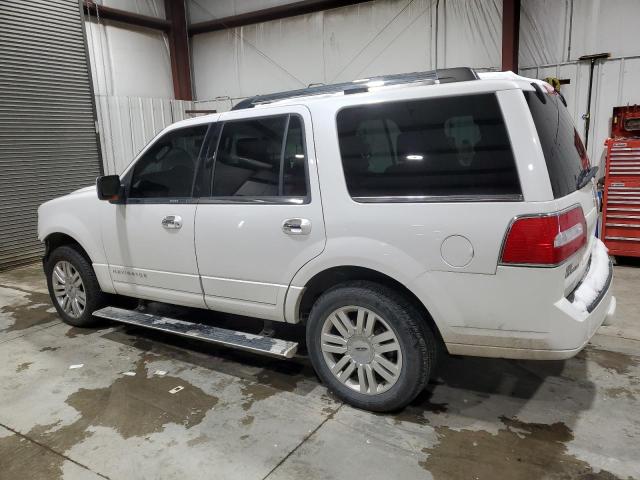 5LMJJ2J5XBEJ04114 - 2011 LINCOLN NAVIGATOR WHITE photo 2