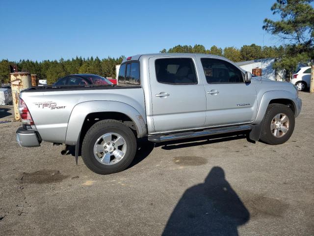 3TMJU62N49M072298 - 2009 TOYOTA TACOMA DOUBLE CAB PRERUNNER SILVER photo 3