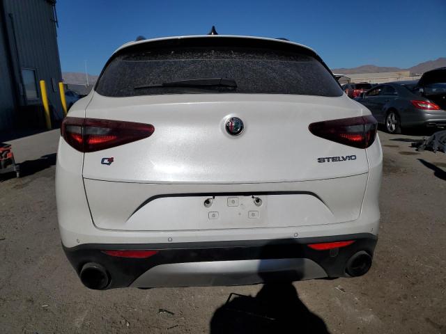ZASFAKNN3J7B77939 - 2018 ALFA ROMEO STELVIO TI SPORT WHITE photo 6