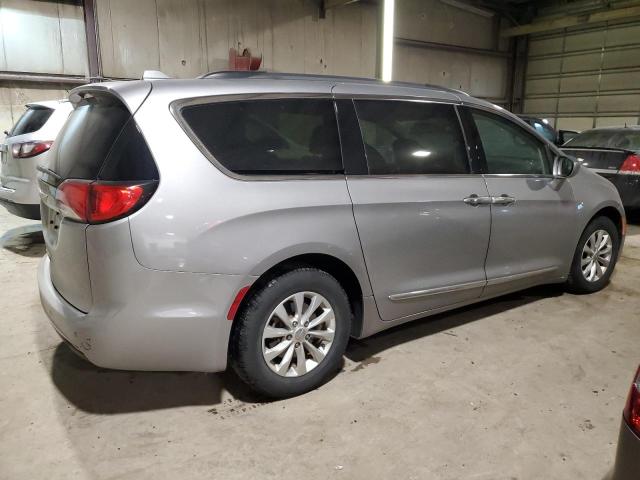 2C4RC1BGXHR503700 - 2017 CHRYSLER PACIFICA TOURING L SILVER photo 3