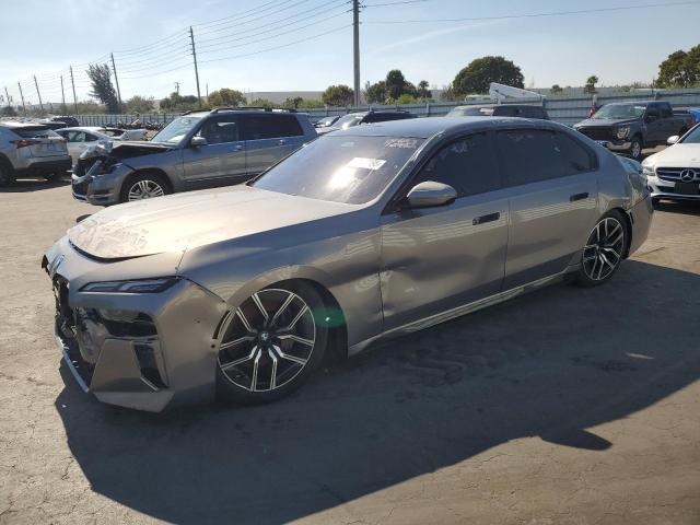 WBA33EH08RCR40142 - 2024 BMW 740 XI GRAY photo 1