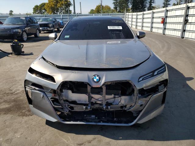 WBA33EH08RCR40142 - 2024 BMW 740 XI GRAY photo 5