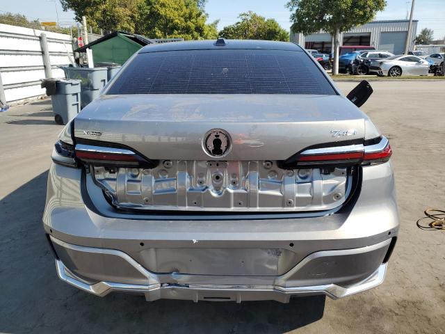 WBA33EH08RCR40142 - 2024 BMW 740 XI GRAY photo 6