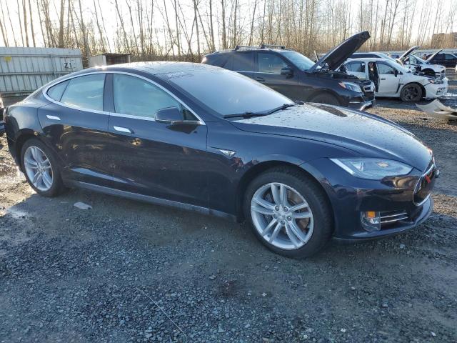5YJSA1H1XEFP39698 - 2014 TESLA MODEL S BLACK photo 4