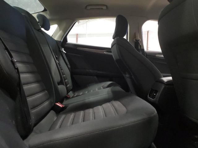 3FA6P0H77HR393987 - 2017 FORD FUSION SE SILVER photo 10