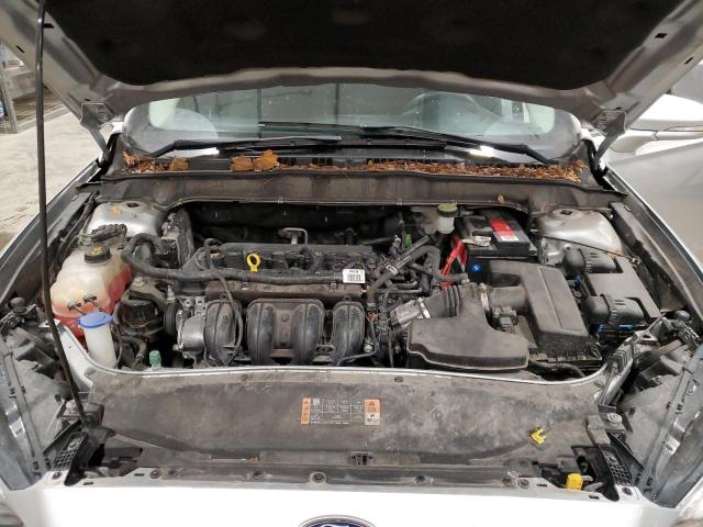 3FA6P0H77HR393987 - 2017 FORD FUSION SE SILVER photo 11