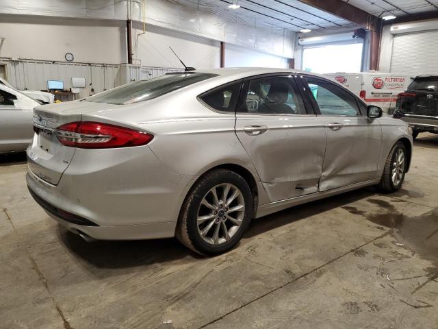 3FA6P0H77HR393987 - 2017 FORD FUSION SE SILVER photo 3