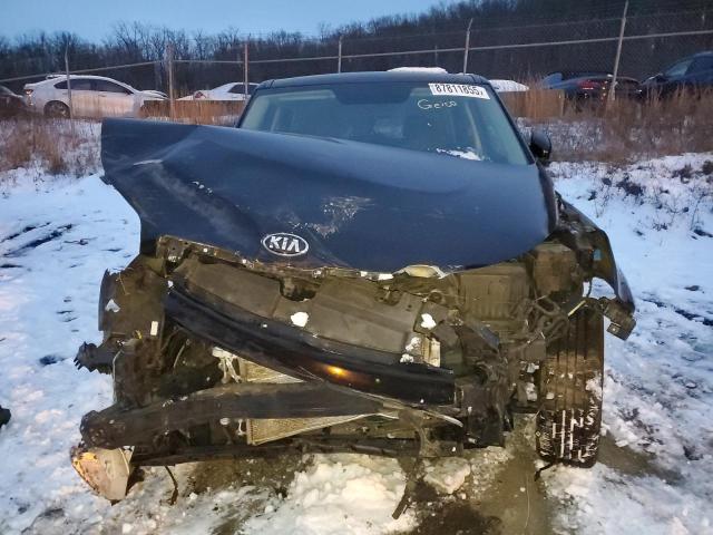 KNDJP3A57H7415914 - 2017 KIA SOUL + BLACK photo 5