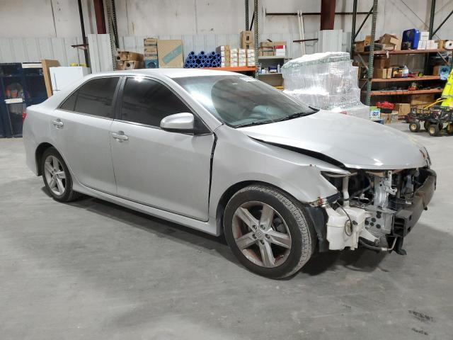 4T1BF1FK7EU812977 - 2014 TOYOTA CAMRY L SILVER photo 4