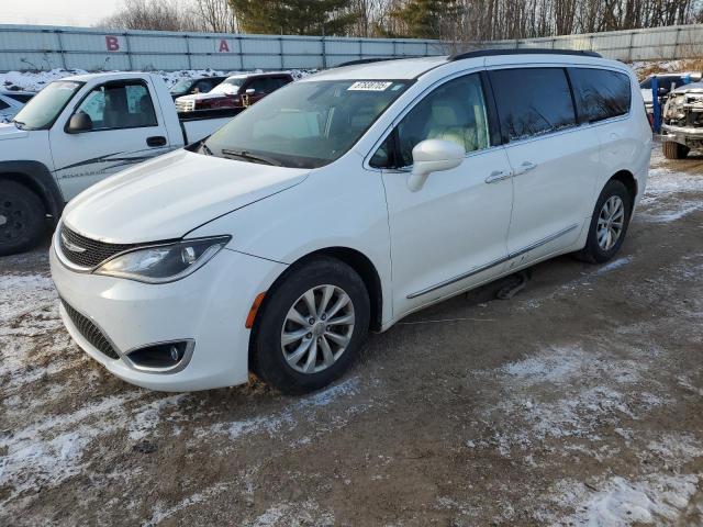 2C4RC1BG9HR621852 - 2017 CHRYSLER PACIFICA TOURING L WHITE photo 1