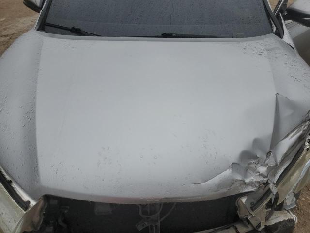 5TDKKRFH9GS134095 - 2016 TOYOTA HIGHLANDER XLE 银色 照片 12