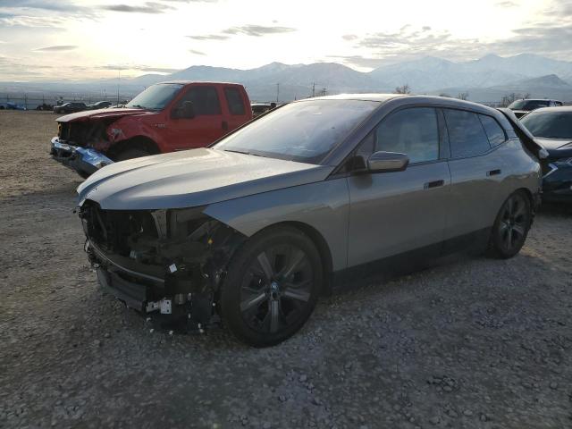 WB523CF02SCS84494 - 2025 BMW IX XDRIVE50 GRAY photo 1