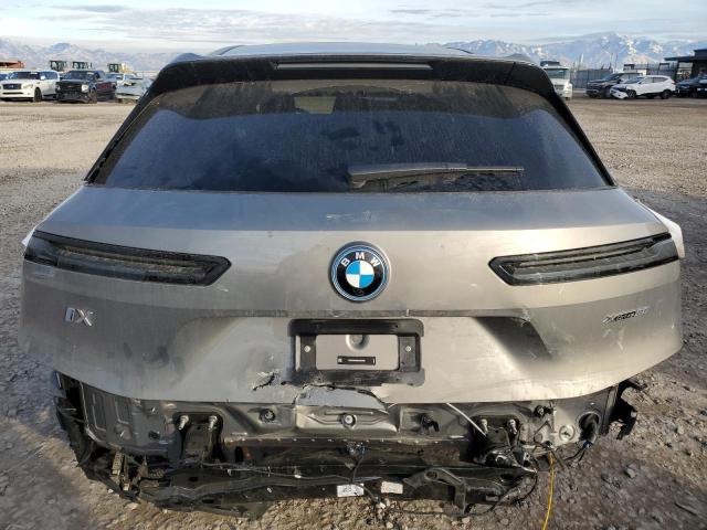 WB523CF02SCS84494 - 2025 BMW IX XDRIVE50 GRAY photo 6