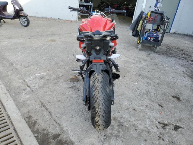 WB10E4302M6E64866 - 2021 BMW S 1000 XR RED photo 4