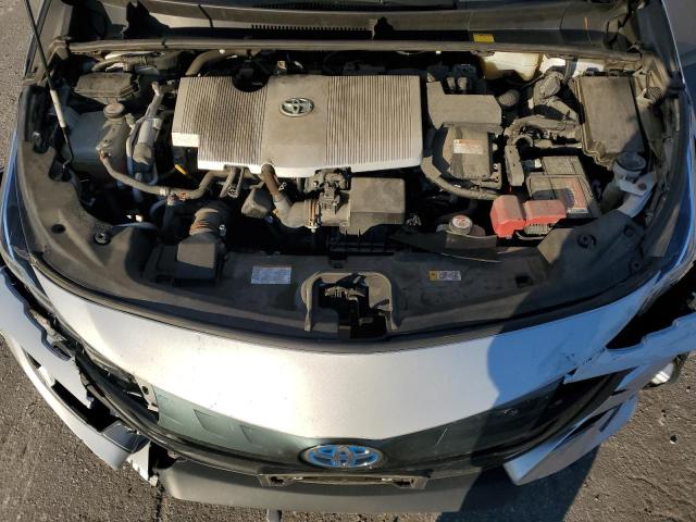 JTDKARFP0H3000301 - 2017 TOYOTA PRIUS PRIM SILVER photo 11