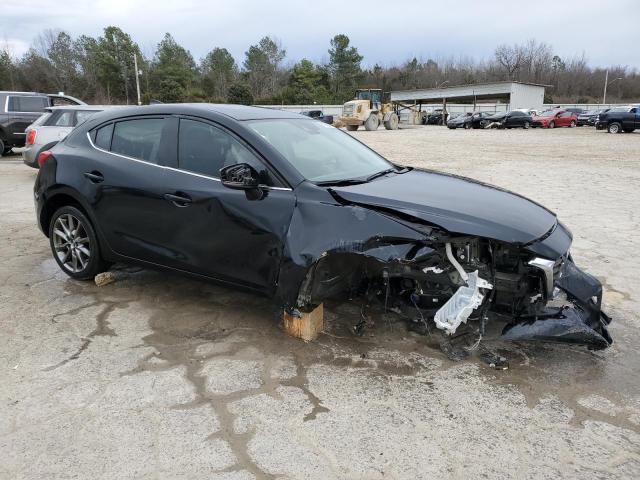 3MZBN1L34JM200123 - 2018 MAZDA 3 TOURING Қара фото 4