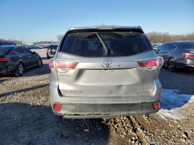 5TDJKRFH2GS269138 - 2016 TOYOTA HIGHLANDER XLE 银色 照片 6