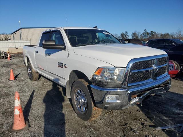 3C6UR4DL7JG255882 - 2018 RAM 2500 SLT WHITE photo 4