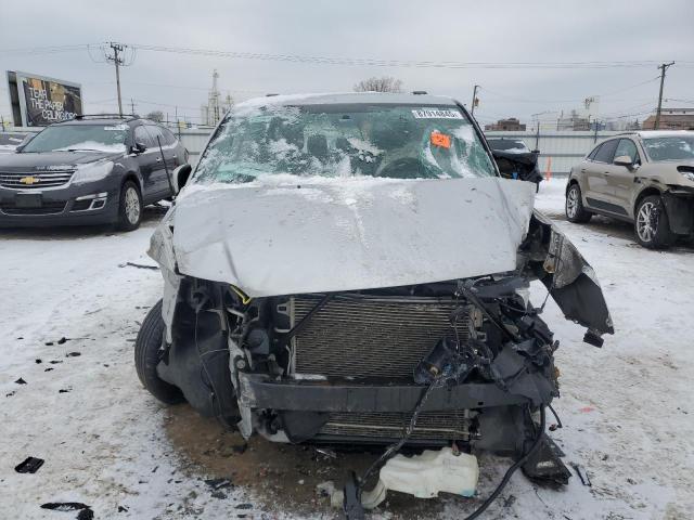 2C4RC1CG6CR172220 - 2012 CHRYSLER TOWN & COU TOURING L SILVER photo 5