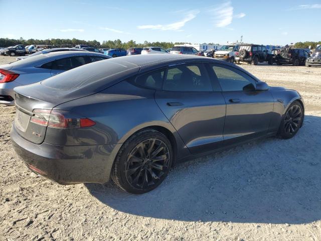 5YJSA1E49GF159943 - 2016 TESLA MODEL S GRAY photo 3
