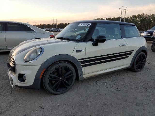 WMWXP5C5XGT739753 - 2016 MINI COOPER CREAM photo 1