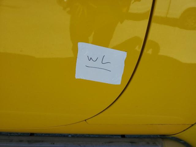 1GCES14P24B105517 - 2004 CHEVROLET SSR 黄色 照片 12