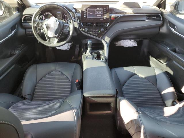 4T1G11AK8PU816101 - 2023 TOYOTA CAMRY SE NIGHT SHADE WHITE photo 8