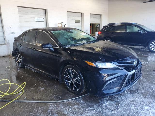 4T1T11BK1PU098632 - 2023 TOYOTA CAMRY SE NIGHT SHADE BLACK photo 4