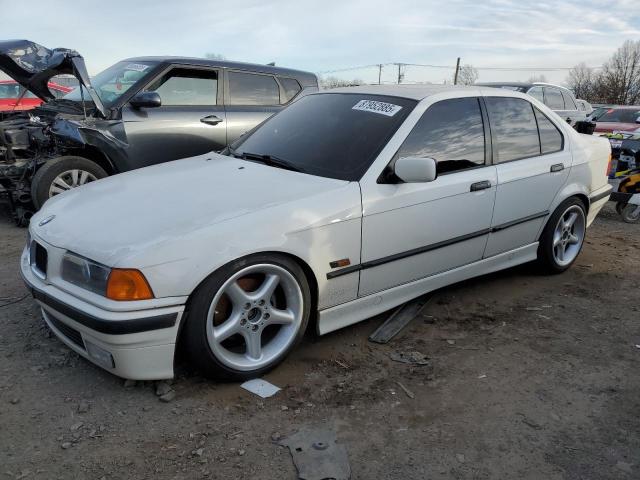 4USCD7322TLC50315 - 1996 BMW 318 I WHITE photo 1