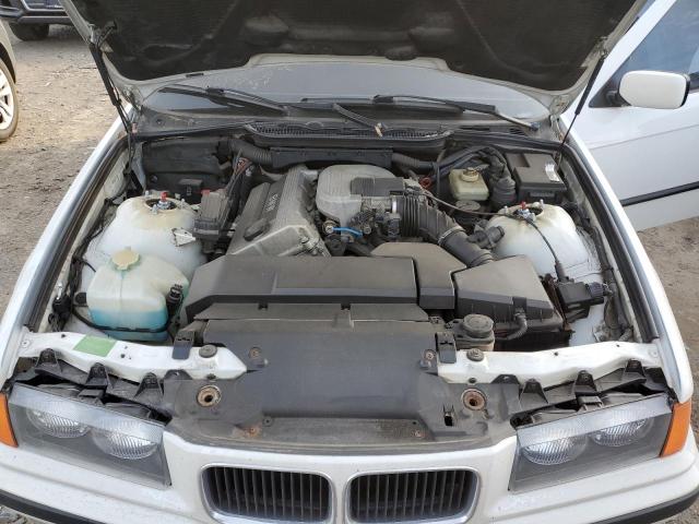 4USCD7322TLC50315 - 1996 BMW 318 I WHITE photo 11
