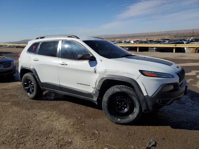 1C4PJMBS1HW622763 - 2017 JEEP CHEROKEE TRAILHAWK WHITE photo 4