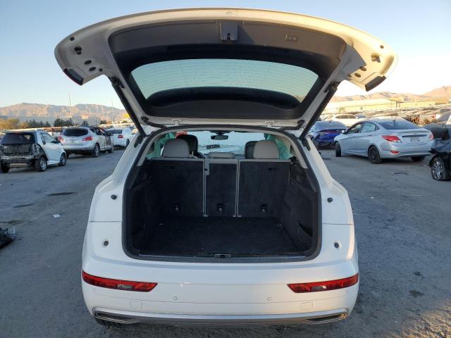 WA1CNAFY9J2062739 - 2018 AUDI Q5 PRESTIGE 白色 照片 6