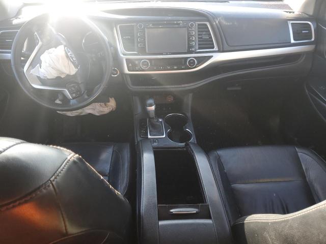 5TDJKRFH4FS136394 - 2015 TOYOTA HIGHLANDER XLE SILVER photo 8