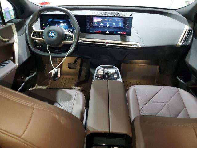 WB523CF0XPCL86360 - 2023 BMW IX XDRIVE50 GRAY photo 8
