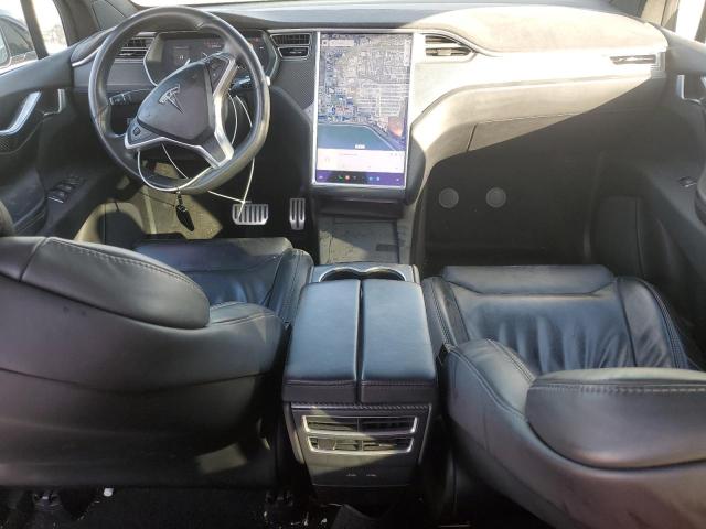 5YJXCDE4XHF053486 - 2017 TESLA MODEL X BLACK photo 8