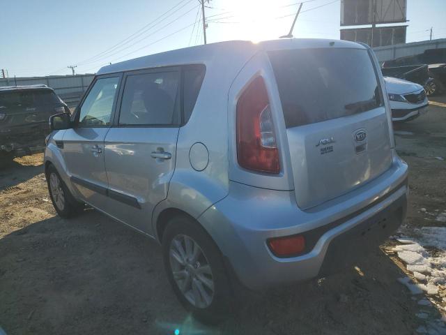 KNDJT2A61C7398972 - 2012 KIA SOUL + SILVER photo 2