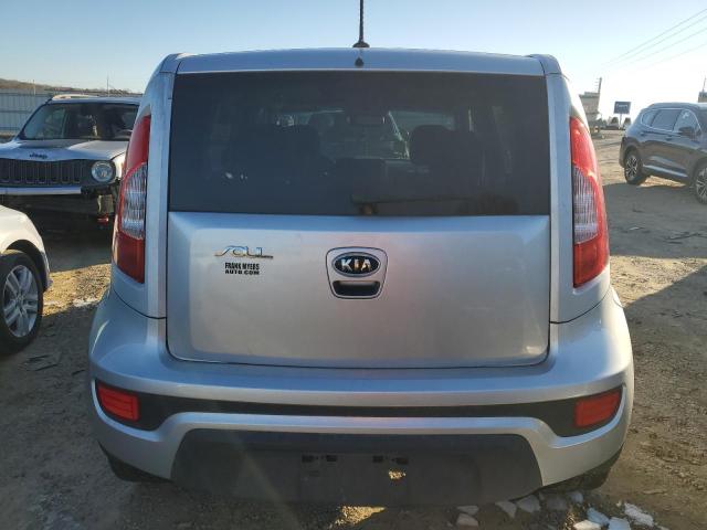 KNDJT2A61C7398972 - 2012 KIA SOUL + SILVER photo 6