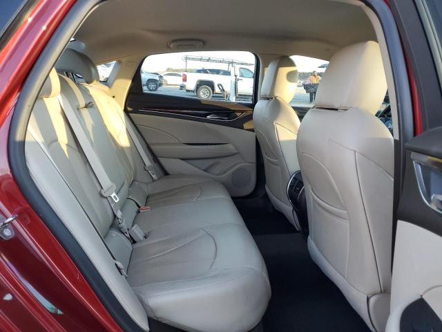 1G4ZP5SS4JU138208 - 2018 BUICK LACROSSE ESSENCE Bordo foto 10