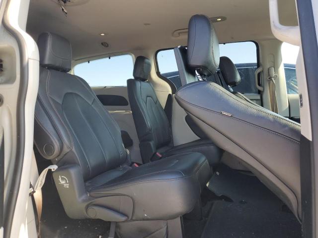 2C4RC1EG8HR622339 - 2017 CHRYSLER PACIFICA TOURING L PLUS BEIGE photo 11