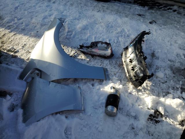 JTDKARFP2H3029895 - 2017 TOYOTA PRIUS PRIM 银色 照片 12