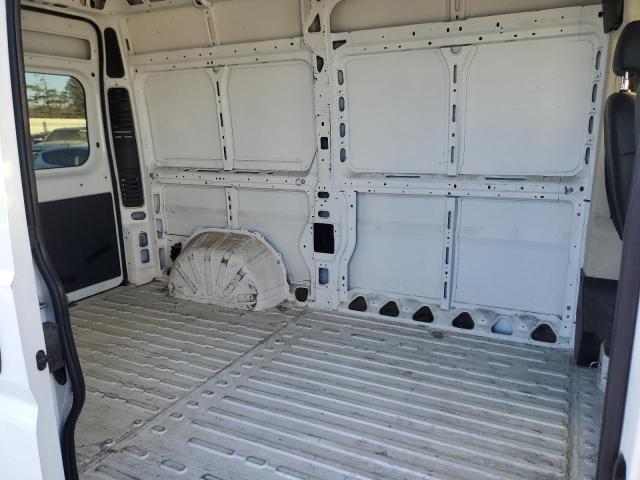 3C6TRVCG9HE548274 - 2017 RAM PROMASTER 2500 HIGH WHITE photo 11