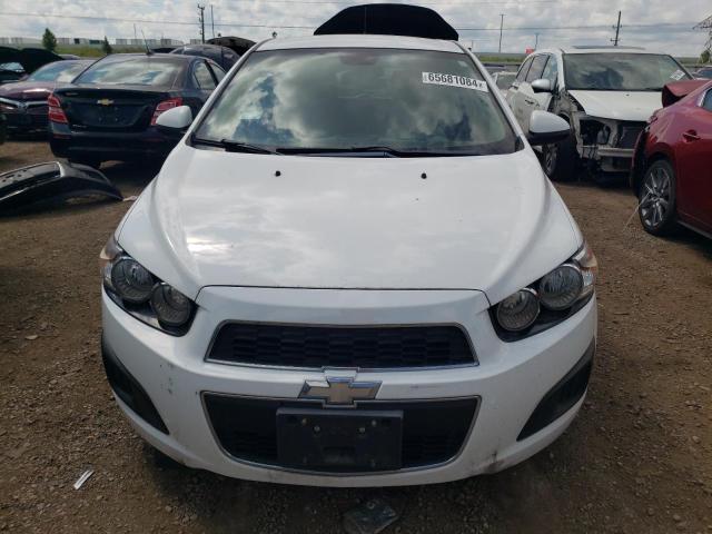 1G1JA6SH1C4162605 - 2012 CHEVROLET SONIC LS WHITE photo 5