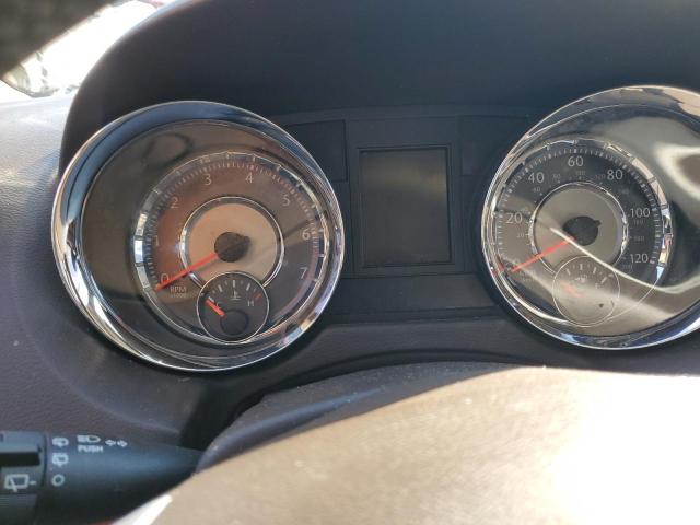 2C4RC1CG4FR506619 - 2015 CHRYSLER TOWN & COU TOURING L RED photo 9