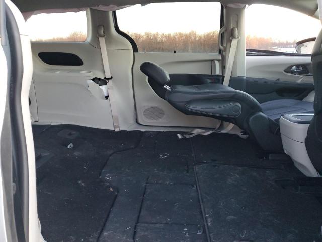 2C4RC3BG1RR196821 - 2024 CHRYSLER PACIFICA TOURING L Gümüş foto 11